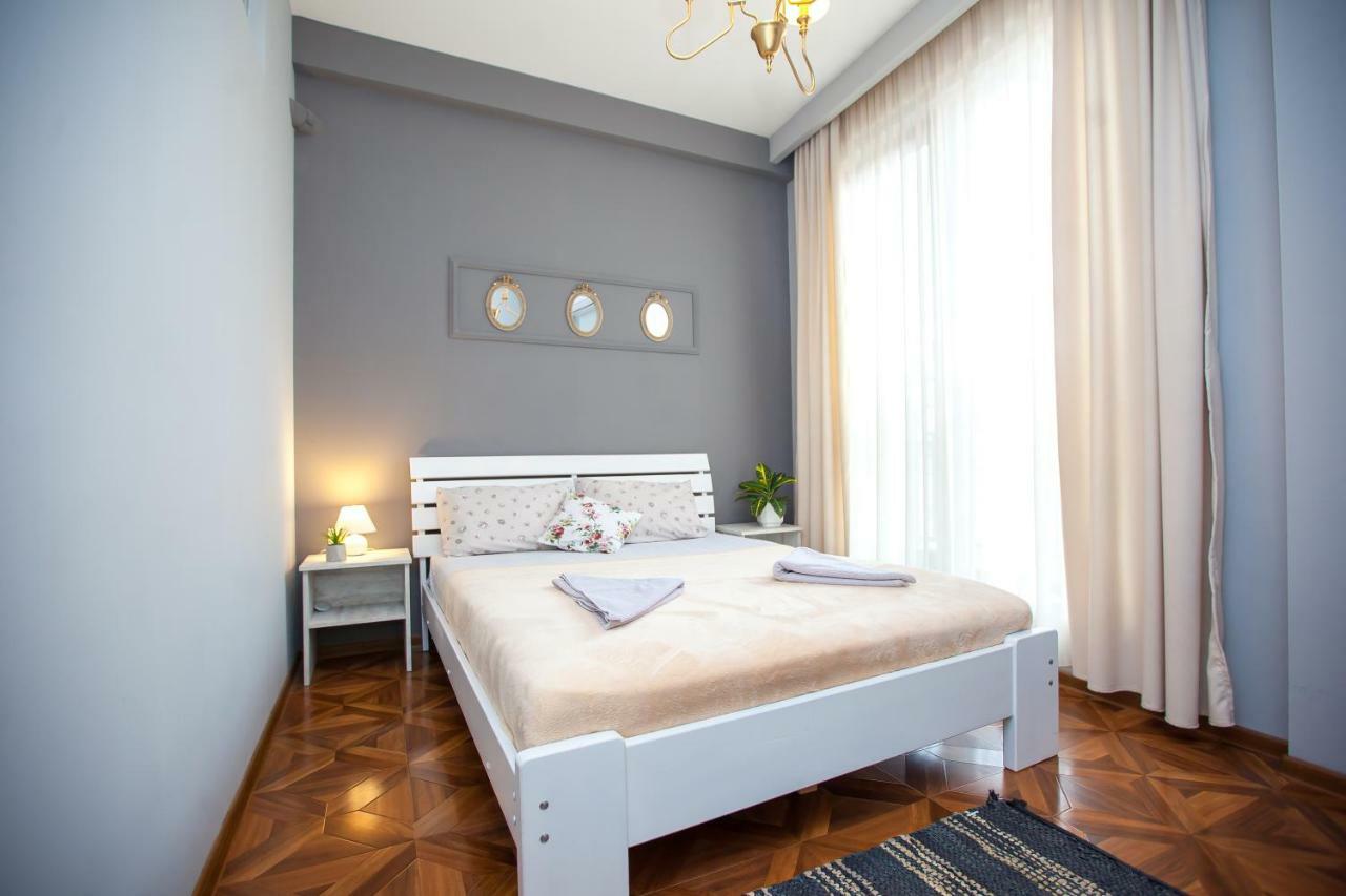 Tbilisi Loa Apartment Buitenkant foto
